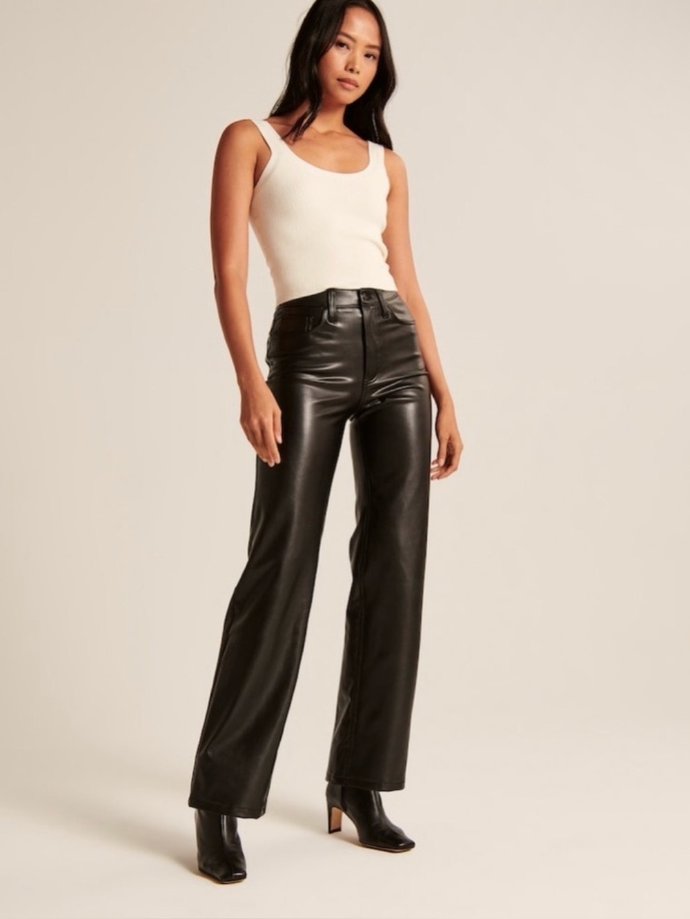 Abercrombie & Fitch Vegan Leather 90’s straight leg pant / NWT / Size 27 regular